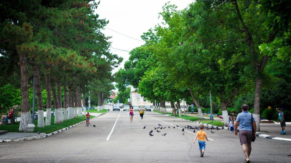 Улица в городе Крымск
